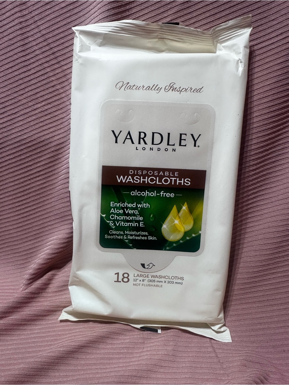 Yardley London Alcohol-Free Disposable Washcloths - White